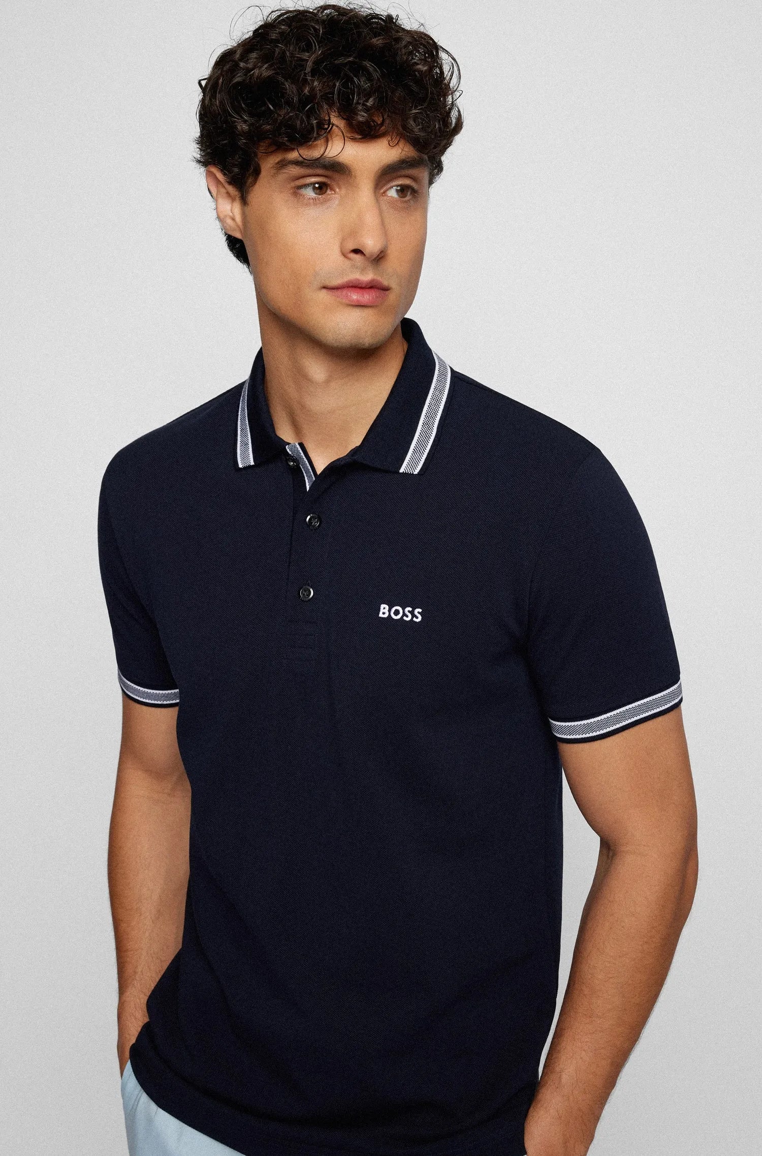 [3 KAUFEN, 5 ERHALTEN] Kit 5 Polo Boss Essential 